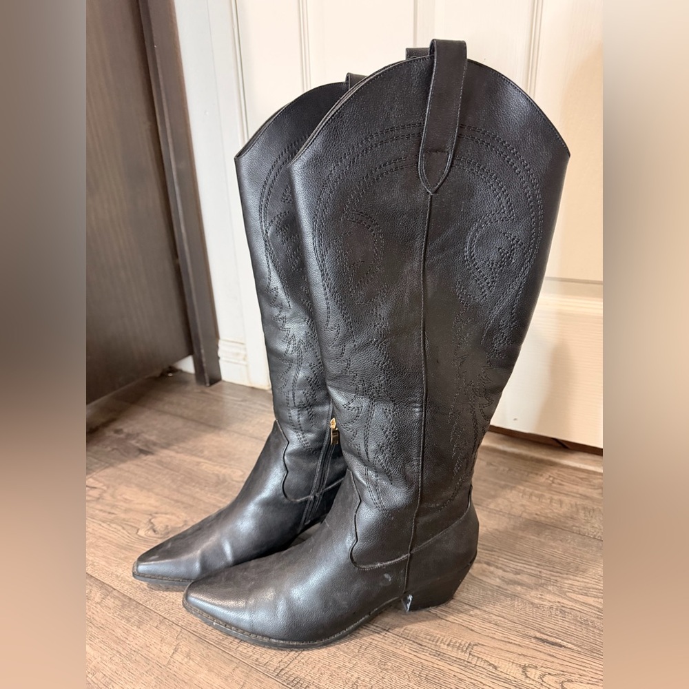 Black Leather Cowboy Boots - Picture 3 of 4